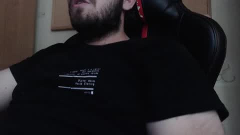 Snapshot of karolhorny96 chatting on October 5, 2:04 pm Karol  online show from October 5, 2:04 pm