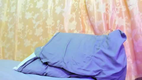 Snapshot of karoli_sanz chatting on March 7, 4:35 am Karolinstagram.karoli sanz online show from March 7, 4:35 am