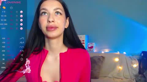 Snapshot of karolina_hottie_ chatting on May 18, 4:07 am Kira online show from May 18, 4:07 am