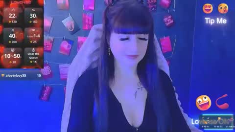 Caroline online show from February 6, 7:02 am