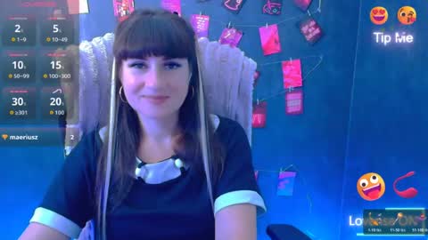 Snapshot of karolina_mia chatting on July 20, 10:39 am Caroline online show from July 20, 10:39 am