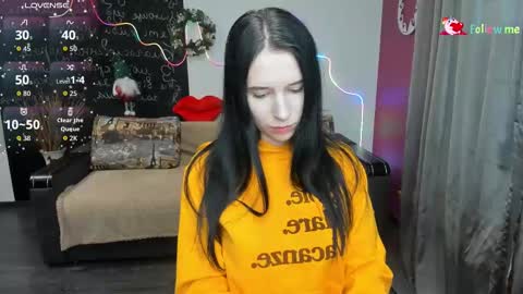 Snapshot of karolinablack chatting on January 8, 6:48 am Karolina online show from January 8, 6:48 am