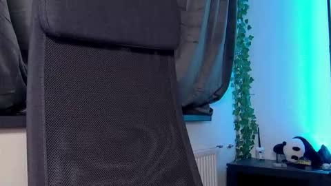 karoline121 online show from February 4, 9:42 pm