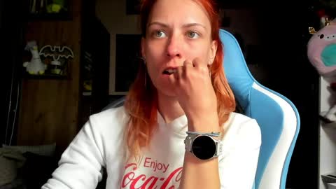 karoline121 online show from April 24, 5:37 pm