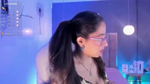 Snapshot of karoline21_ chatting on October 2, 1:40 pm Karoline  online show from October 2, 1:40 pm