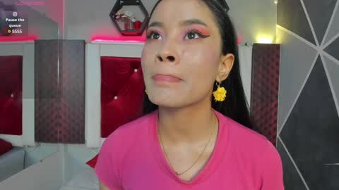 Snapshot of karoll014 chatting on January 4, 11:33 am Karol online show from January 4, 11:33 am