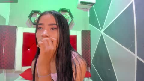 Karol online show from December 18, 12:00 pm