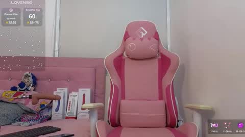 Snapshot of karollhorny chatting on February 23, 8:22 pm Karol online show from February 23, 8:22 pm