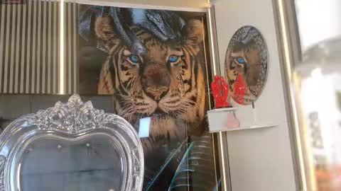 karolyn online show from March 14, 5:07 pm