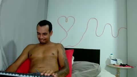 Snapshot of kasaltaradinho chatting on July 2, 9:21 pm Tamires e Maicon online show from July 2, 9:21 pm