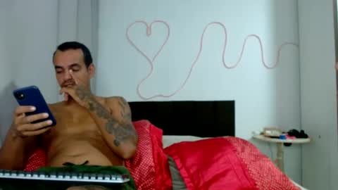 Snapshot of kasaltaradinho chatting on July 9, 7:18 pm Tamires e Maicon online show from July 9, 7:18 pm