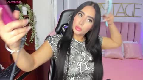 Snapshot of kaseythompson chatting on September 23, 12:08 pm kaseythompson online show from September 23, 12:08 pm