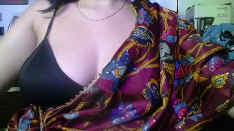 kasvhi online show from May 18, 7:41 pm