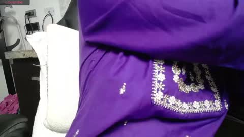 kasvhi online show from May 28, 7:33 pm