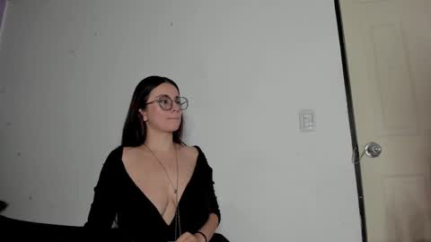 Snapshot of kassandra_james chatting on March 8, 11:49 pm kassandra james online show from March 8, 11:49 pm