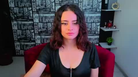 Snapshot of kassandra_james chatting on June 10, 12:59 pm kassandra james online show from June 10, 12:59 pm