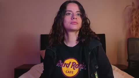 Snapshot of kassandra_james chatting on July 28, 3:21 pm kassandra james online show from July 28, 3:21 pm