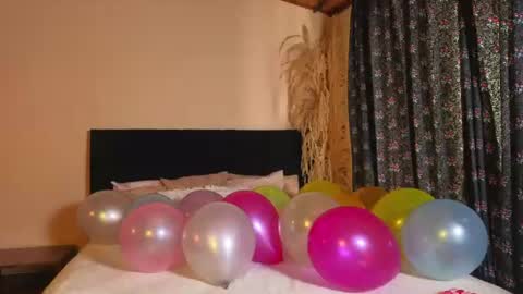 Snapshot of kassandra_james chatting on July 31, 3:44 pm kassandra james online show from July 31, 3:44 pm