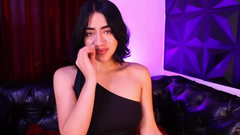 Snapshot of kassianoir_ chatting on June 4, 12:11 pm Kasi online show from June 4, 12:11 pm