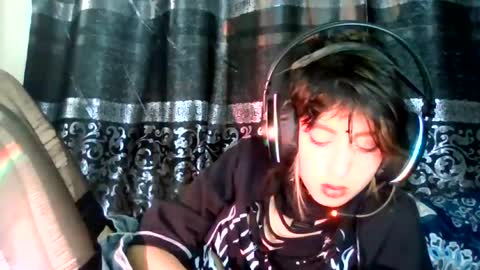 Snapshot of kasskittenboy30 chatting on June 14, 5:37 pm kasskittenboy30 online show from June 14, 5:37 pm