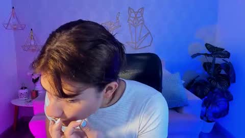 kassmonroe online show from September 14, 7:02 pm