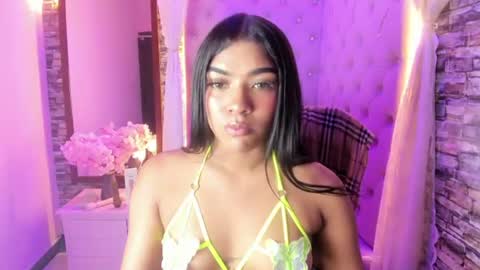 Snapshot of kassy_stone chatting on July 5, 4:07 am kassy Stone online show from July 5, 4:07 am
