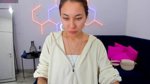 kat__cat online show from May 4, 1:34 am