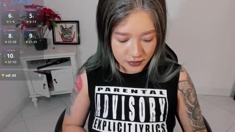 Alicia online show from November 27, 6:54 pm