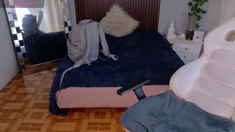 Snapshot of kataleya_29 chatting on October 16, 7:26 pm kate online show from October 16, 7:26 pm