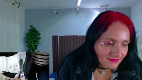 Snapshot of kataleya_29 chatting on December 15, 3:11 am kate online show from December 15, 3:11 am