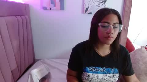 Snapshot of kataleya_monet chatting on February 22, 7:14 pm kataleya monet online show from February 22, 7:14 pm