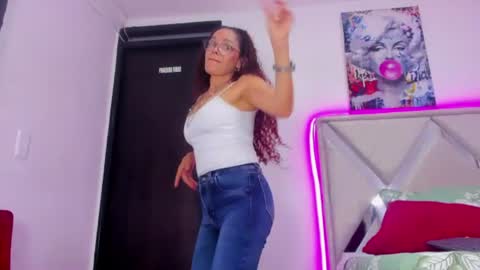 kataleya  online show from July 10, 12:41 pm