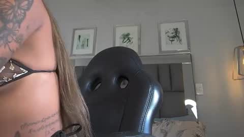 kataleya_west online show from June 13, 6:50 pm