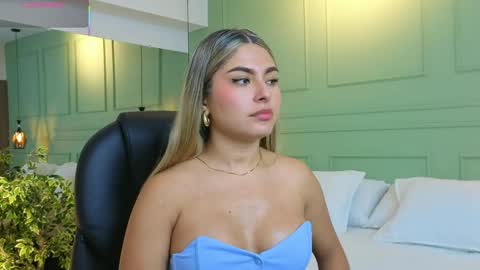 Kat online show from September 14, 11:42 am