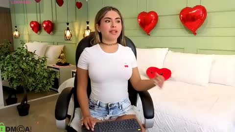 Kat online show from February 9, 11:47 am