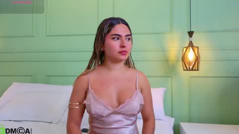 Kat online show from April 30, 11:49 am