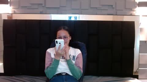 Katalina online show from October 7, 3:09 pm