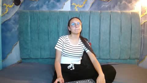 Katalina online show from February 24, 3:32 pm