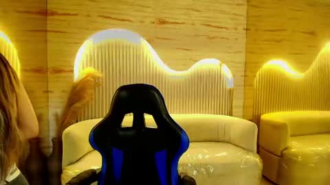 Snapshot of katalina_r chatting on May 30, 9:45 pm Katalina online show from May 30, 9:45 pm
