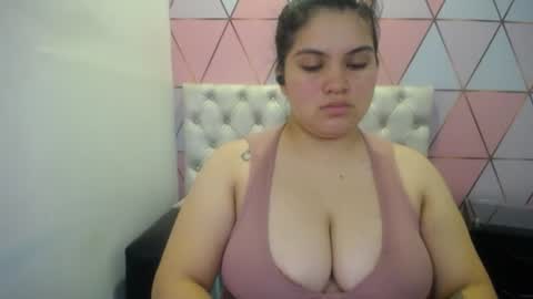 Snapshot of katalina_santana25 chatting on June 11, 12:32 am katalina santana25 online show from June 11, 12:32 am