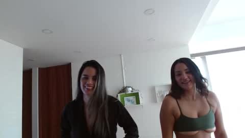 Snapshot of katalina_sexygirl chatting on November 13, 4:28 pm Katalina online show from November 13, 4:28 pm