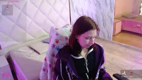 katana_tay online show from February 17, 3:25 am