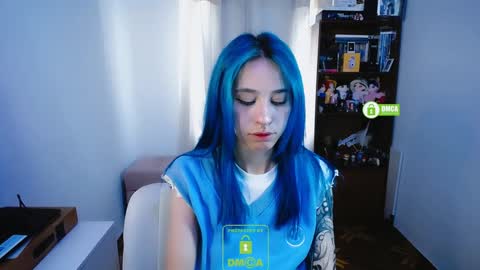 Snapshot of katara_a chatting on December 15, 1:00 pm Maca online show from December 15, 1:00 pm