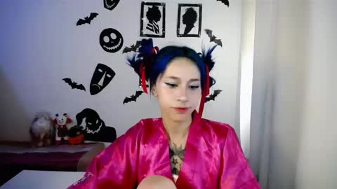 Snapshot of katara_a chatting on October 14, 3:46 pm Maca online show from October 14, 3:46 pm