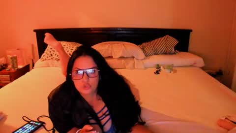 Snapshot of katarina_synnn chatting on July 6, 3:03 pm kata online show from July 6, 3:03 pm