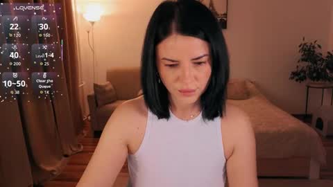 kate124680 online show from December 14, 10:47 pm