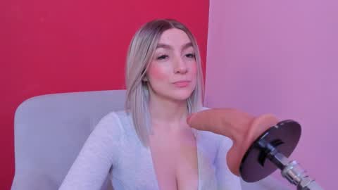 Kate  online show from December 22, 11:40 am