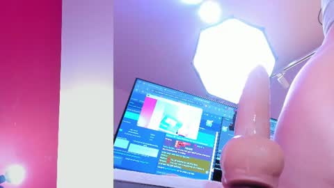 Kate  online show from July 28, 2:13 pm