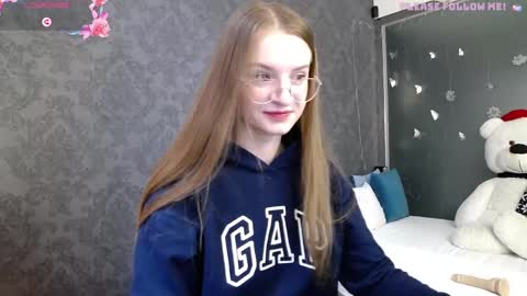 Snapshot of kate_jonson chatting on May 8, 6:52 am .Be kind and gentle with me and I will do my best for you. online show from May 8, 6:52 am