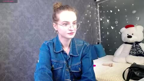 Snapshot of kate_jonson chatting on May 18, 12:33 pm .Be kind and gentle with me and I will do my best for you. online show from May 18, 12:33 pm